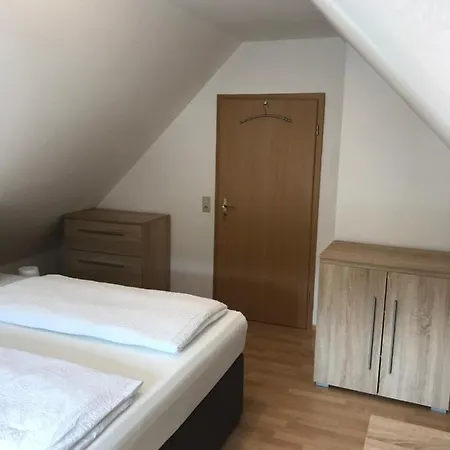 Dz Im Haus Maja Daire Holzkirchen (Wurzburg)